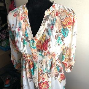 Size M American Rag blouse
